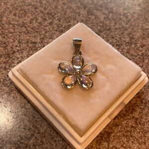 ❤️beautiful blue moonstone pendant with solid 925 sterling silver bale